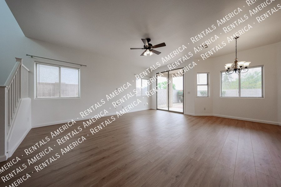 Spacious 5BD 4BA Gem in Wayne Ranch San Tan Valley! property image