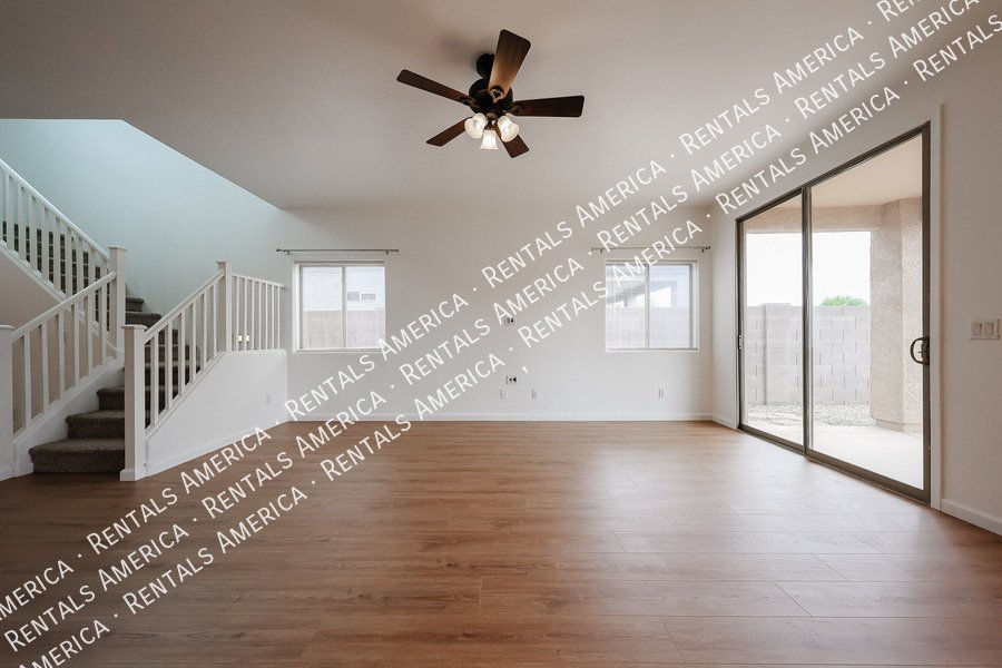 Spacious 5BD 4BA Gem in Wayne Ranch San Tan Valley! property image