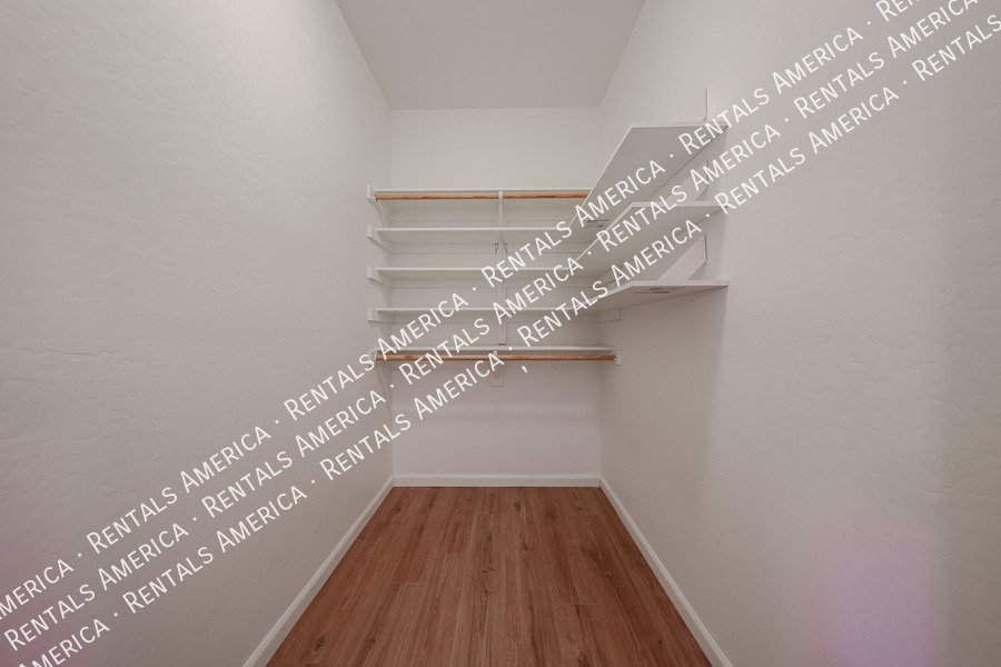 Spacious 5BD 4BA Gem in Wayne Ranch San Tan Valley! property image