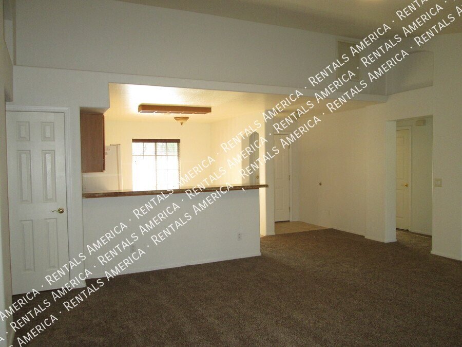 Great 3 bedroom, 2 bath home property image