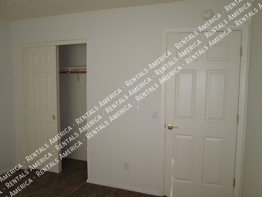 Great 3 bedroom, 2 bath home property image