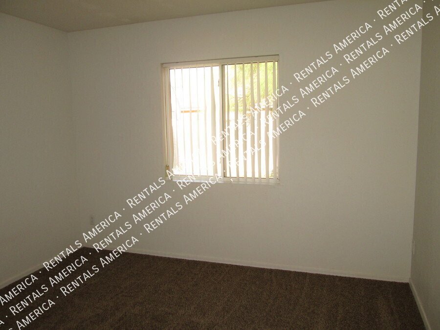 Great 3 bedroom, 2 bath home property image
