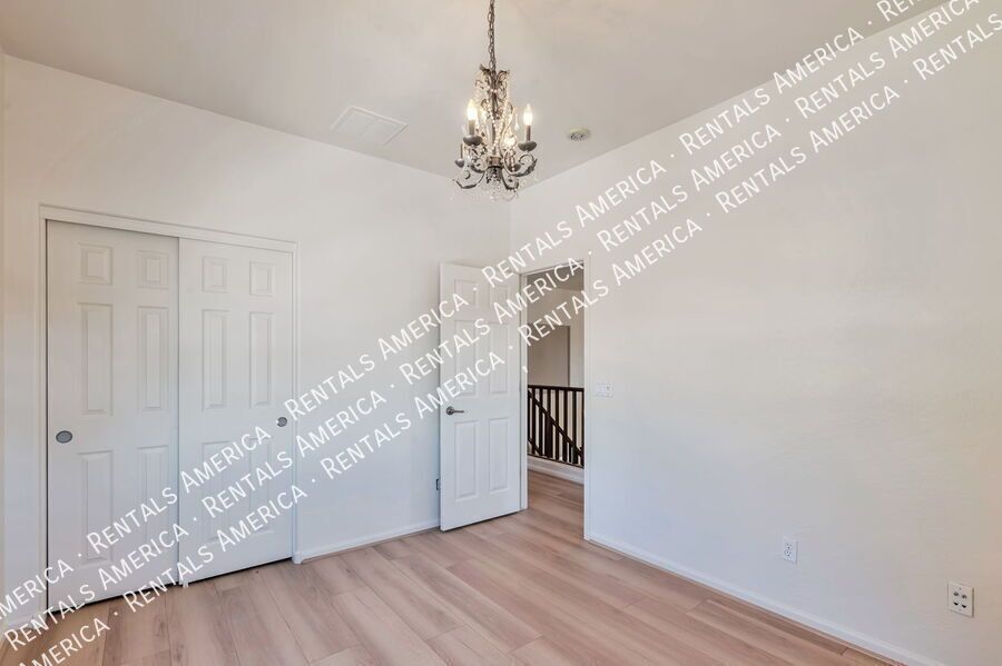 Beautiful home with pool and mountain views property image