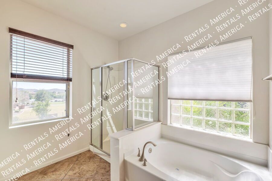 Beautiful home with pool and mountain views property image