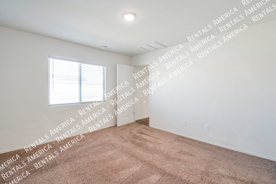 Beautiful 3 Bedroom Open-Concept Floorplan in Casa Grande! property image