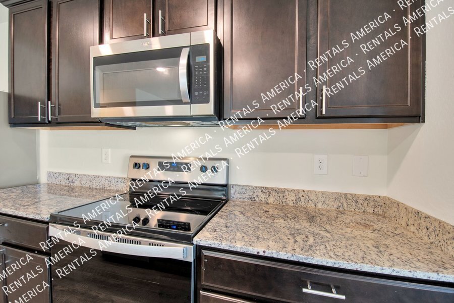 Beautiful 3 Bedroom Open-Concept Floorplan in Casa Grande! property image