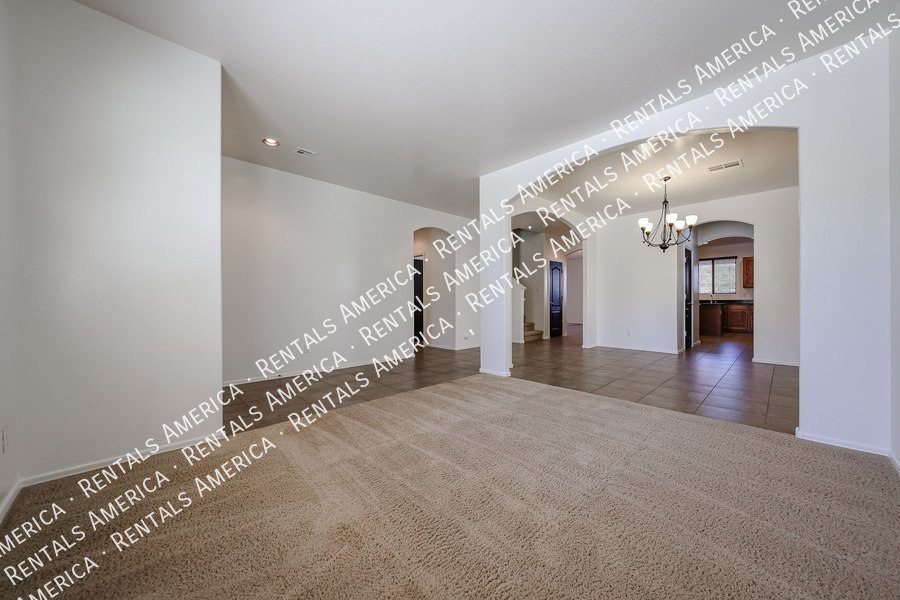 Spacious 4 bed 3 bath With Move In Special property image