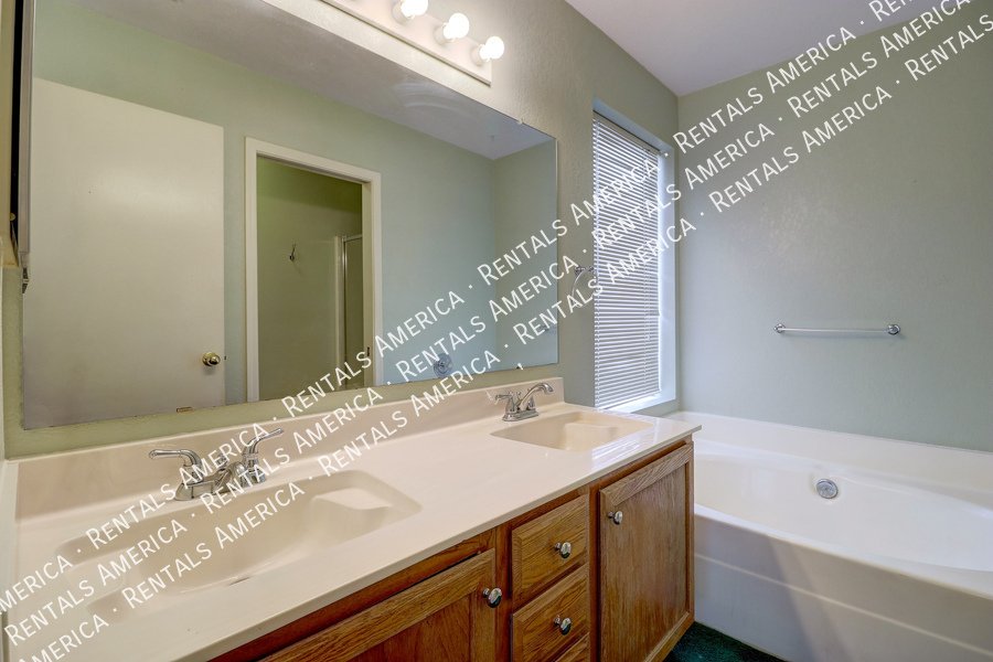 Large Chandler Home with Sparkling Pool! property image