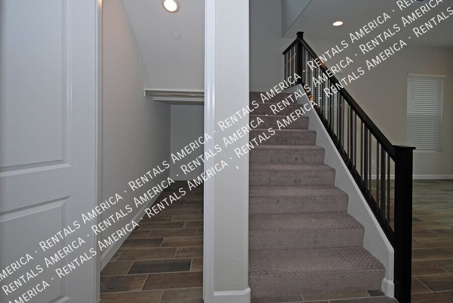 3725 E Catalina Dr property image