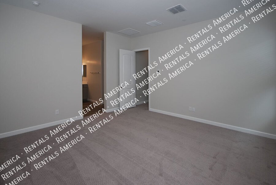3725 E Catalina Dr property image