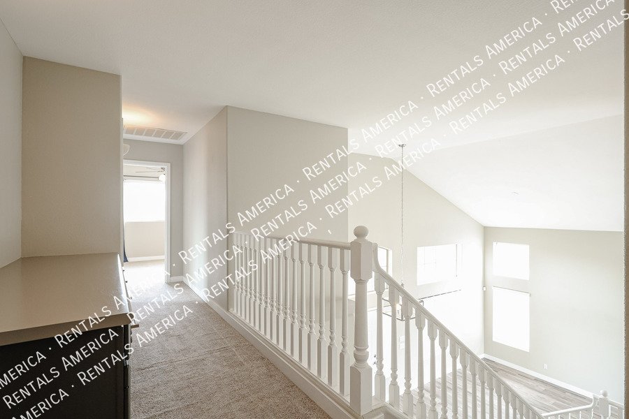 4 Bed 3 Bath Pool Home in Chandlers Copper Commons property image