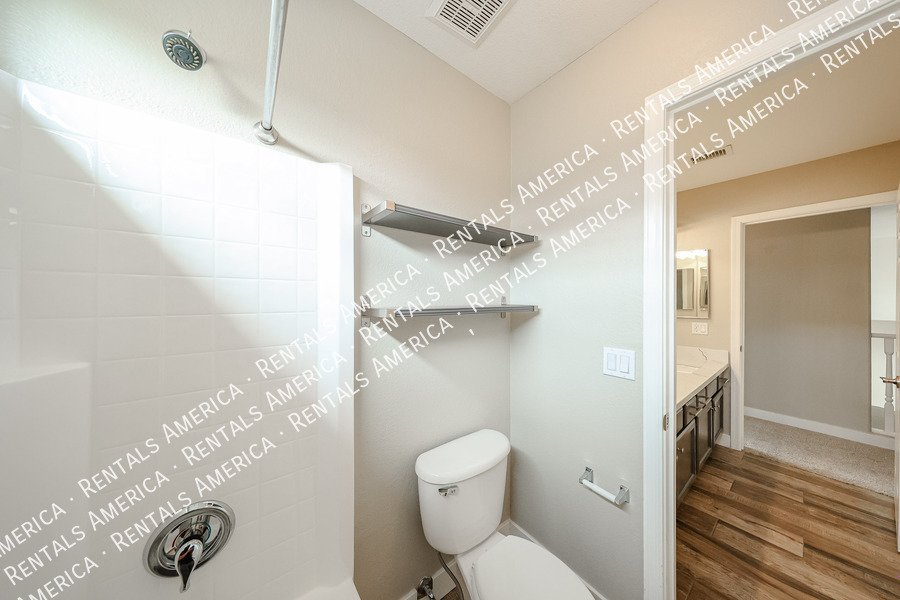 4 Bed 3 Bath Pool Home in Chandlers Copper Commons property image