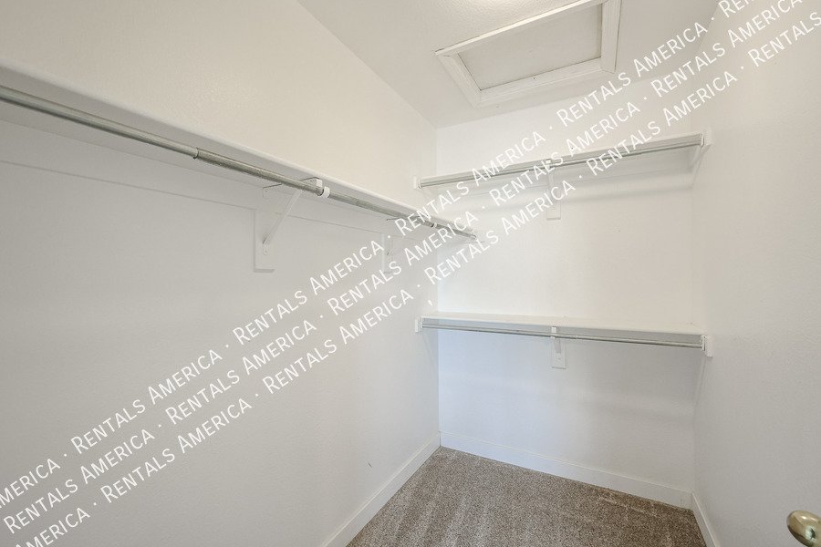 4 Bed 3 Bath Pool Home in Chandlers Copper Commons property image