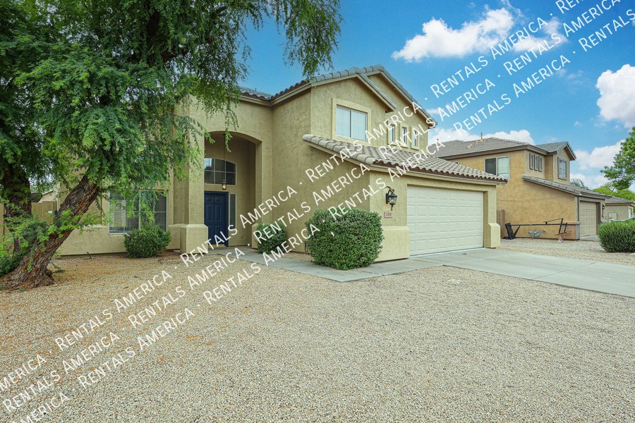 4 Bed 3 Bath Pool Home in Chandlers Copper Commons property image