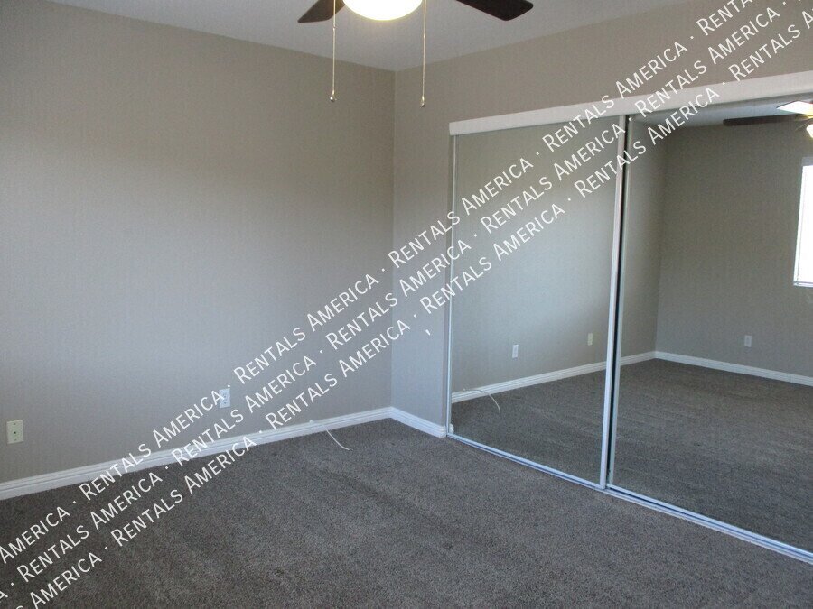 MI SPECIAL! Beautiful 2 Bed 2 Bath in S. Scottsdale! property image