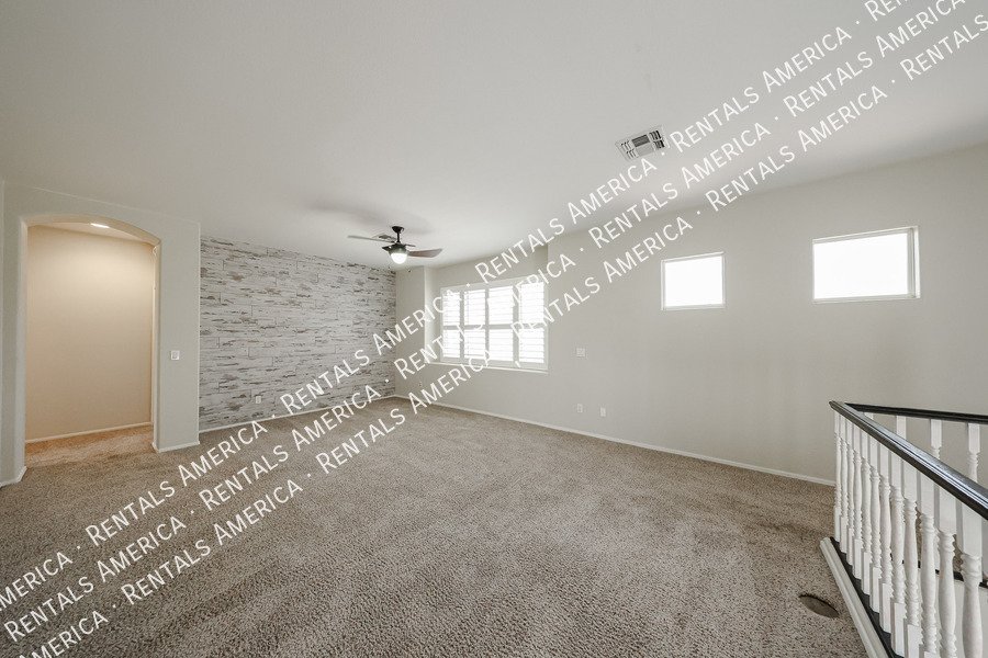 Spacious 4-bed, 2 1/2 bath home located in desirable San Tan Ranch property image