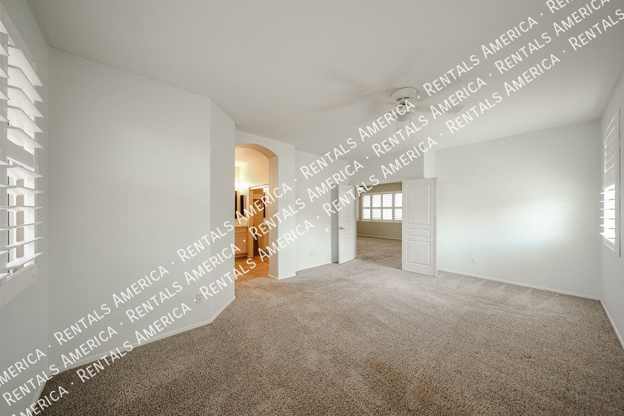 Spacious 4-bed, 2 1/2 bath home located in desirable San Tan Ranch property image