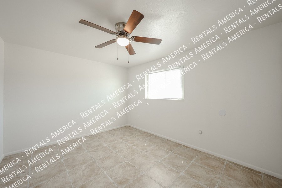 AVAILABLE NOW! Newly Remodeled 4BD 2BA House in Mesa! property image