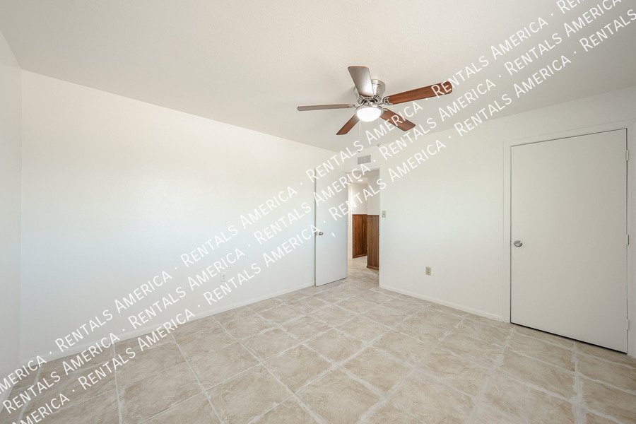 AVAILABLE NOW! Newly Remodeled 4BD 2BA House in Mesa! property image