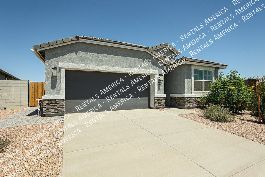 Beautiful 4-bedroom, 2-bath home located in Sorrento! property image