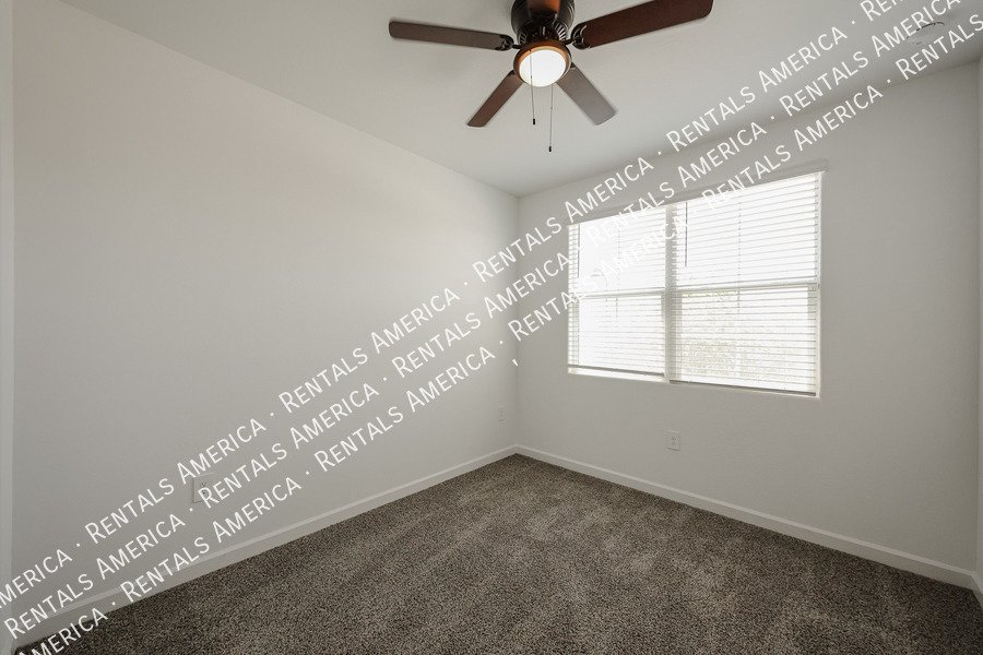 Beautiful 4-bedroom, 2-bath home located in Sorrento! property image