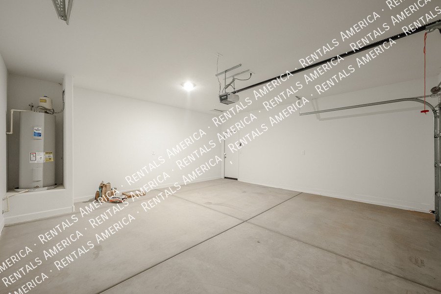 Beautiful 4-bedroom, 2-bath home located in Sorrento! property image