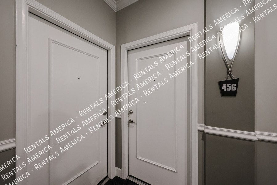 Great 2 bed, 2 bath condo with loft property image