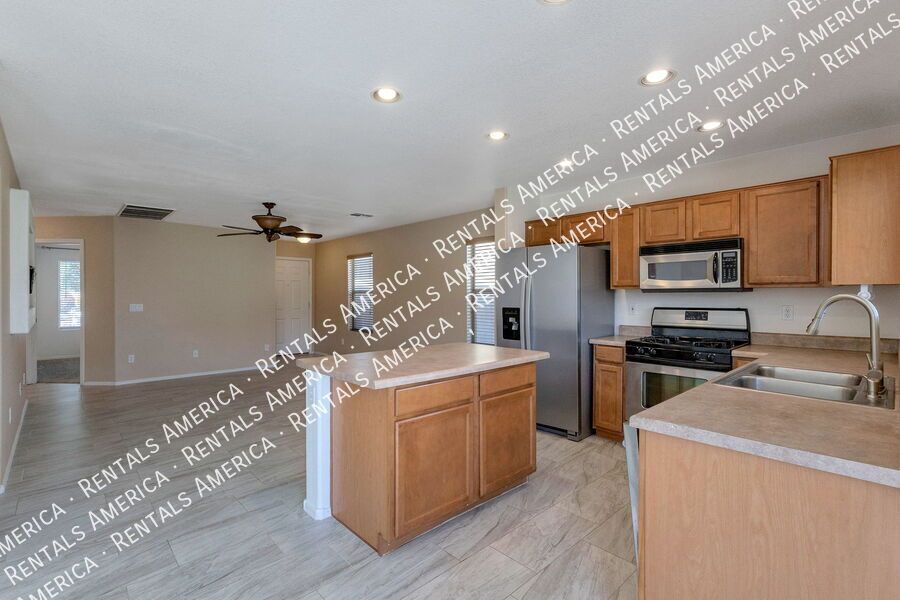 Charming 3 Bedroom 2 bath property image