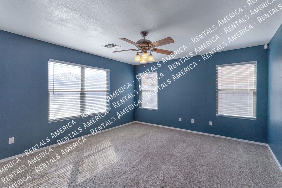 Charming 3 Bedroom 2 bath property image