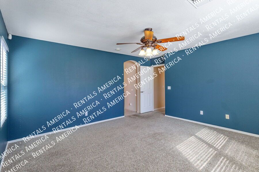 Charming 3 Bedroom 2 bath property image