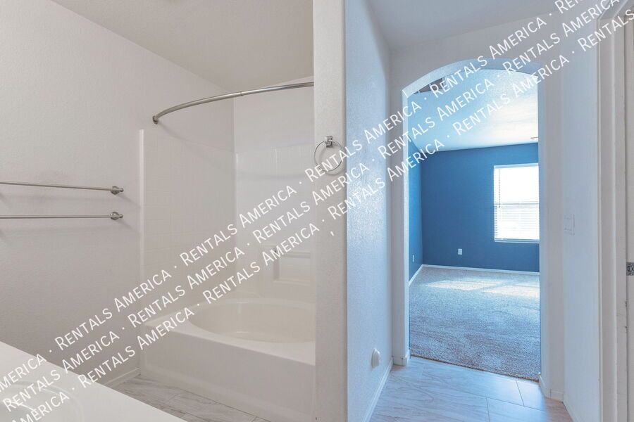 Charming 3 Bedroom 2 bath property image