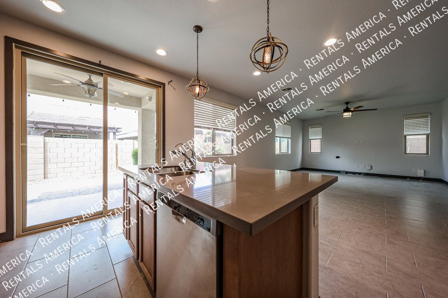 Beautiful 3-bed 2.5-bath home located in the sought-after Eastmark property image