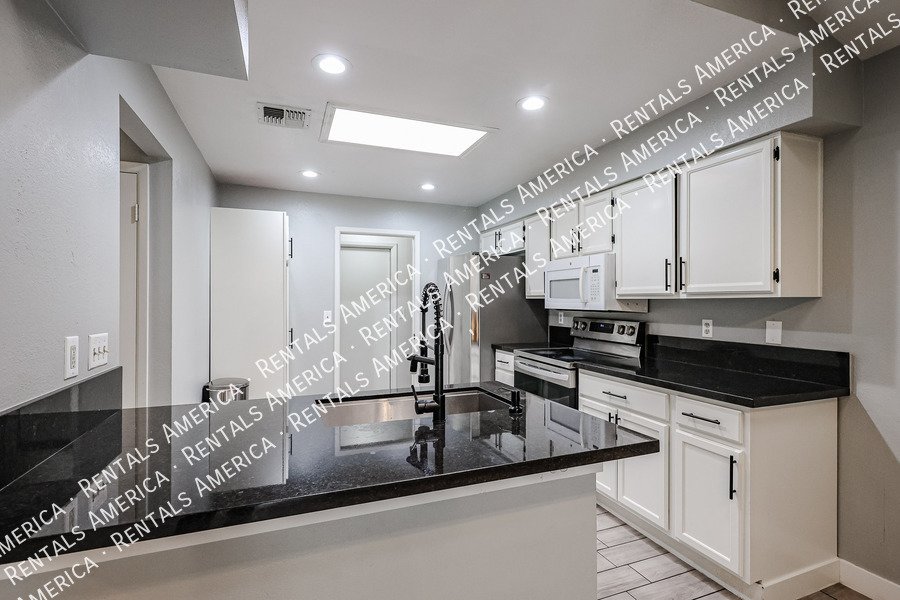 Coming soon! property image