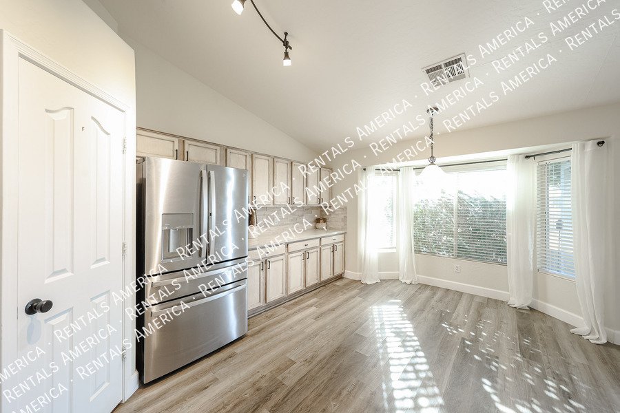 Beautiful 3 BR/2 BA Home in Coronado Ranch, Gilbert w/ Pool! property image