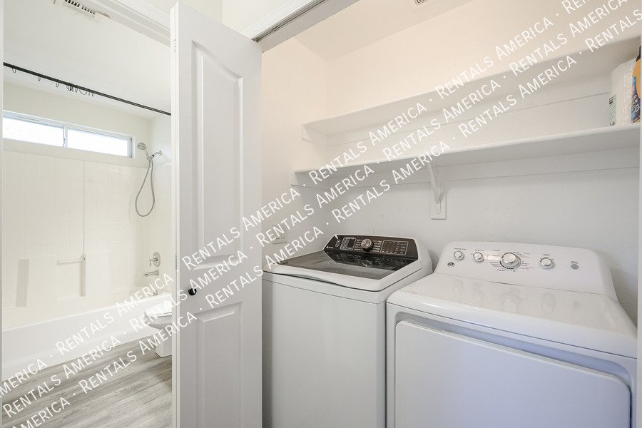 Beautiful 3 BR/2 BA Home in Coronado Ranch, Gilbert w/ Pool! property image