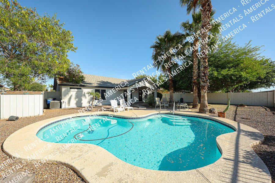 Beautiful 3 BR/2 BA Home in Coronado Ranch, Gilbert w/ Pool! property image