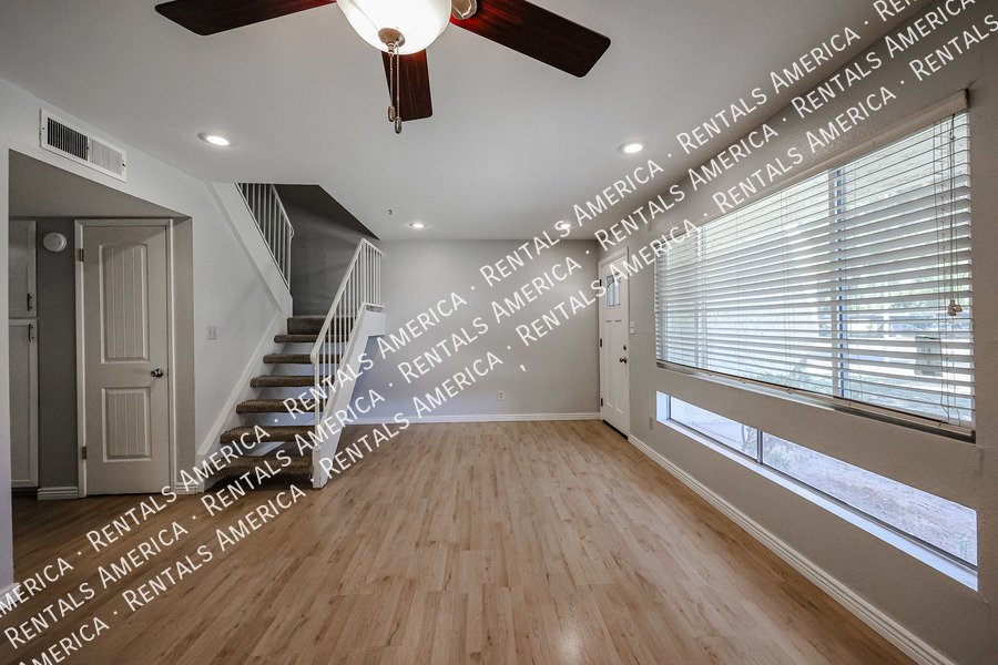 Move in Ready & Special Offer! property image