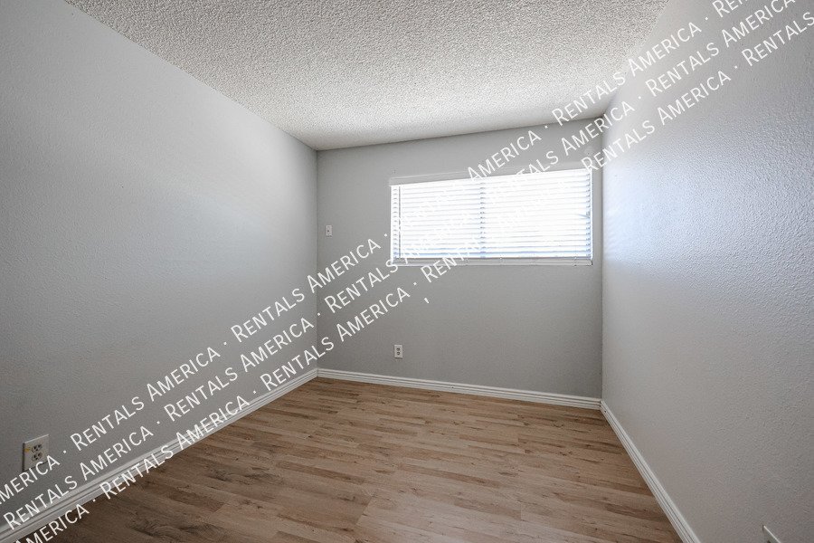 Move in Ready & Special Offer! property image