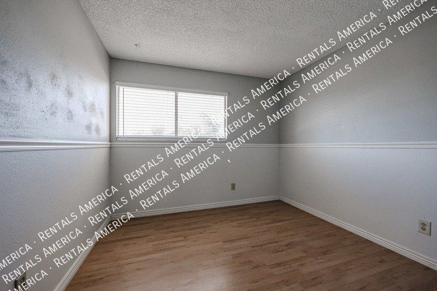 Move in Ready & Special Offer! property image