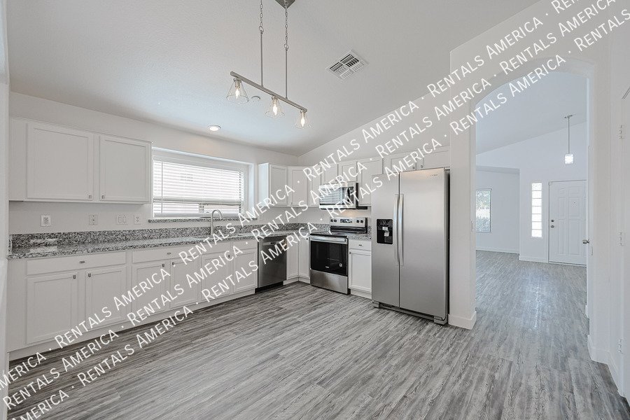 ***1/2 off 1st months rent if move in 05/15/26 on 12-mth lease*** property image