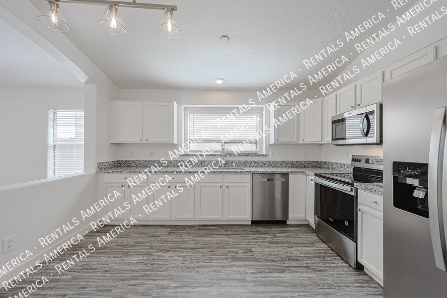***1/2 off 1st months rent if move in 05/15/26 on 12-mth lease*** property image