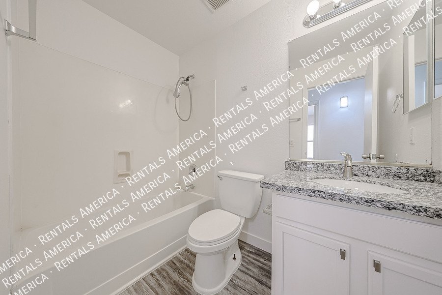 ***1/2 off 1st months rent if move in 05/15/26 on 12-mth lease*** property image