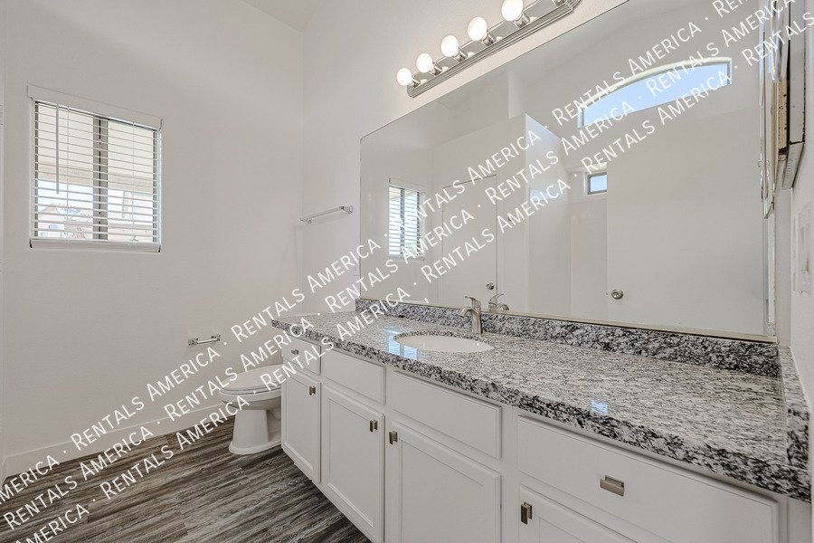 ***1/2 off 1st months rent if move in 05/15/26 on 12-mth lease*** property image