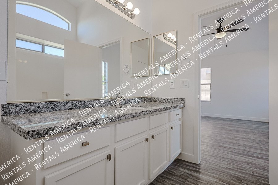 ***1/2 off 1st months rent if move in 05/15/26 on 12-mth lease*** property image