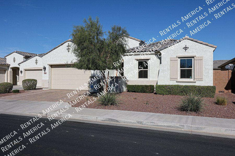 Single Level 4 Bed /Den w/ 3 full baths property image