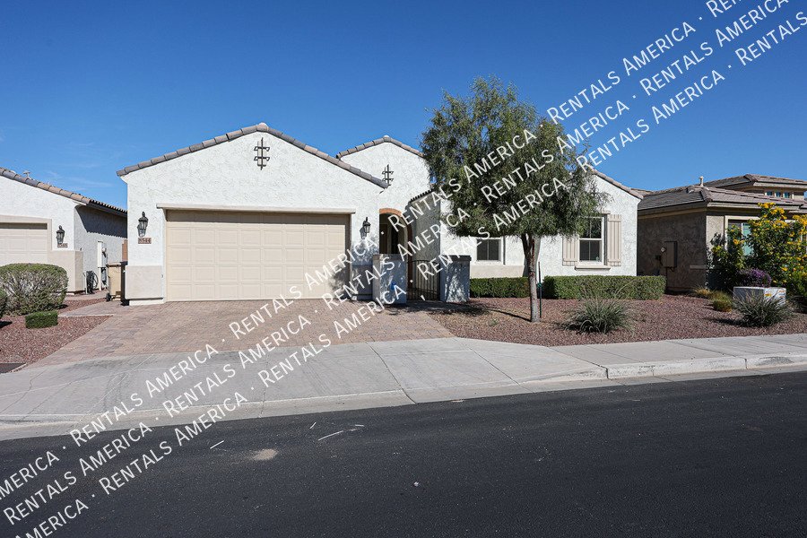 Single Level 4 Bed /Den w/ 3 full baths property image
