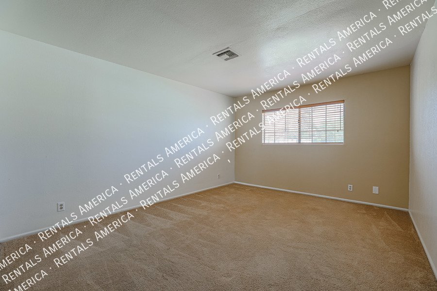 COMING SOON! Cute 2 Bed 2 Bath Townhome in Tempe! This s a Must-See! property image