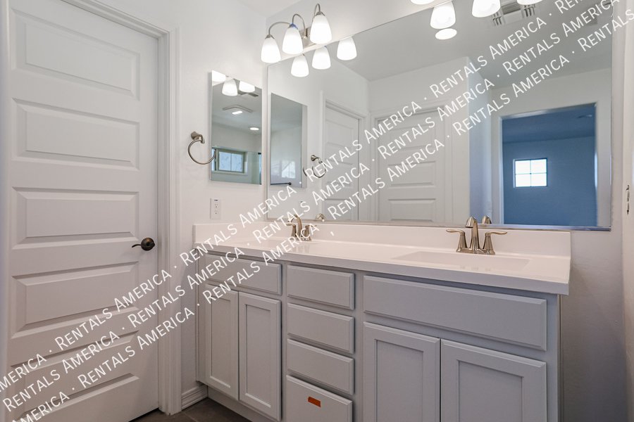 Very Nice Taylor Morrison home! property image