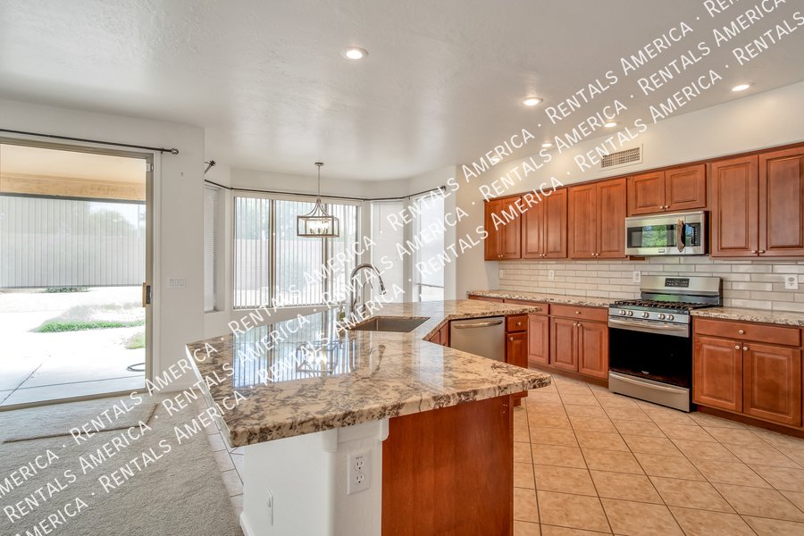 COMING SOON! Beautiful 4BD 3BA home with Loft located in Chandler! property image