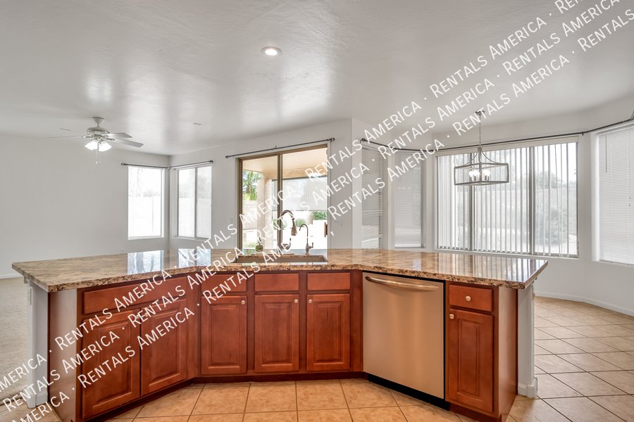 COMING SOON! Beautiful 4BD 3BA home with Loft located in Chandler! property image